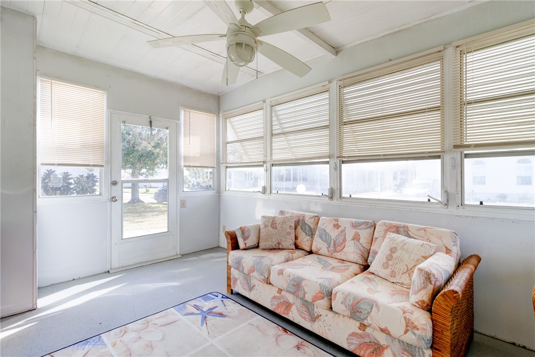 942 Wren Circle Sebastian, FL 32976 - Photo 21 of 32