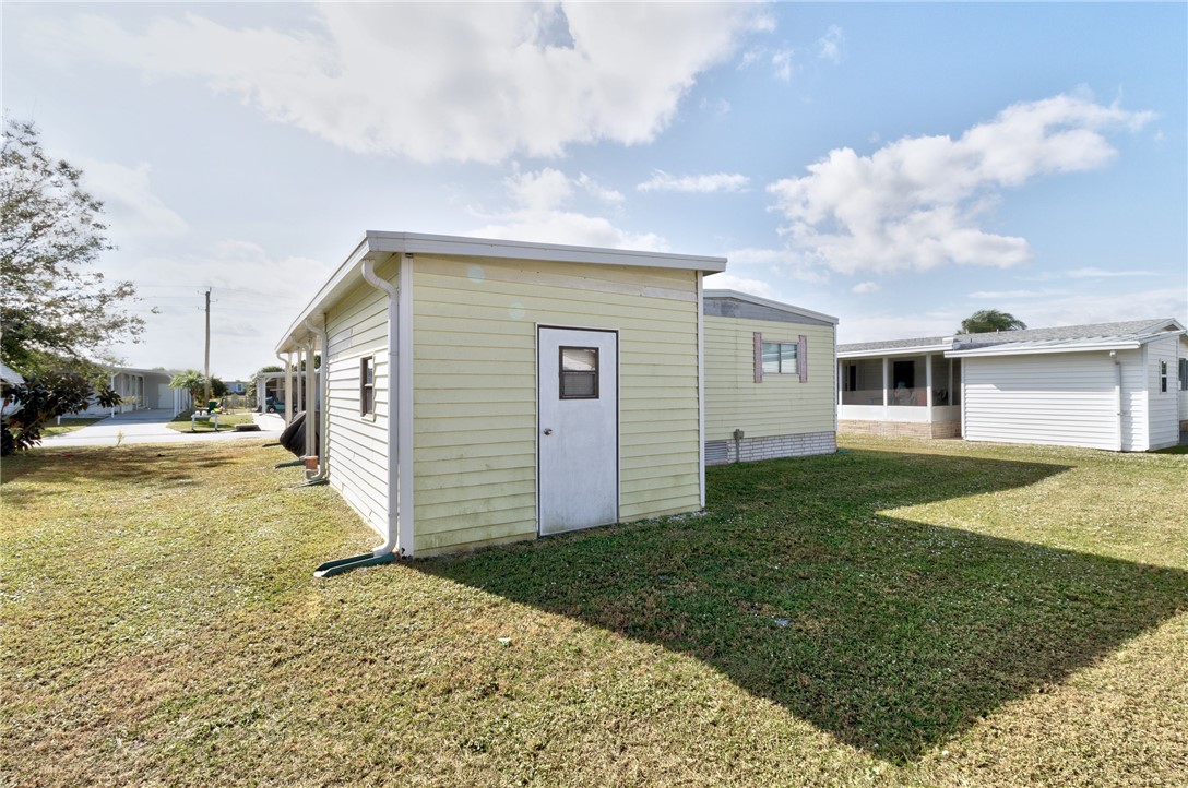 942 Wren Circle Sebastian, FL 32976 - Photo 26 of 32