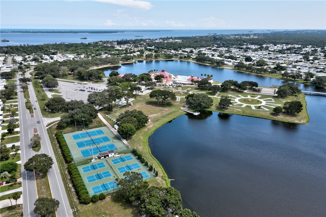 942 Wren Circle Sebastian, FL 32976 - Photo 27 of 32