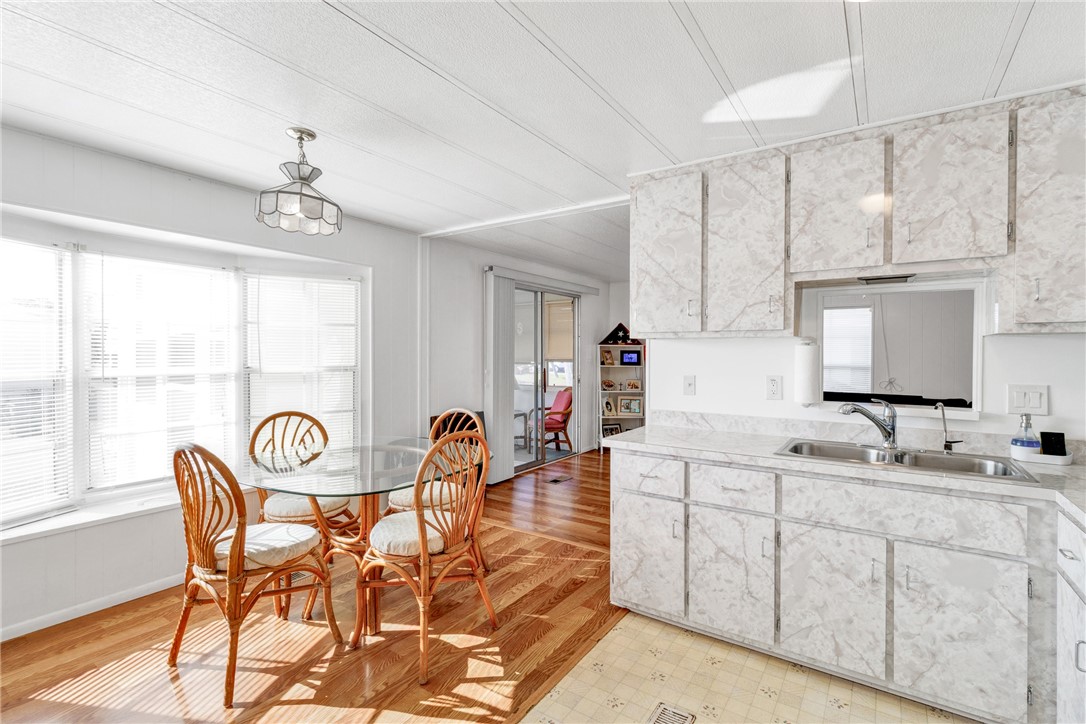 942 Wren Circle Sebastian, FL 32976 - Photo 7 of 32