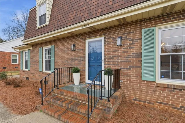 $369,900 | 4809 Tara Drive, Greensboro, NC 27410