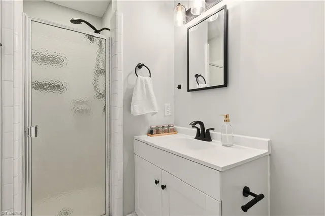 $369,900 | 4809 Tara Drive, Greensboro, NC 27410