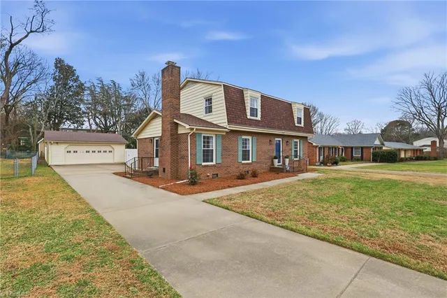 $369,900 | 4809 Tara Drive, Greensboro, NC 27410