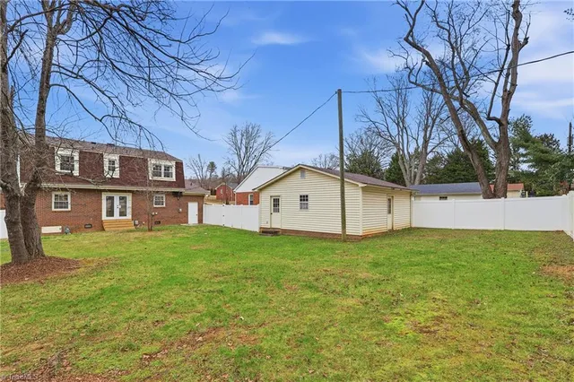 $369,900 | 4809 Tara Drive, Greensboro, NC 27410