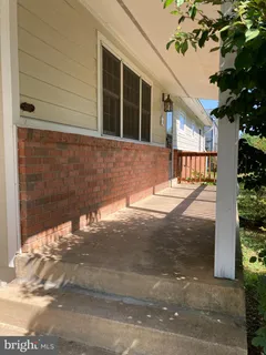 $3,300 | 852 Constellation Drive, Great Falls, VA 22066