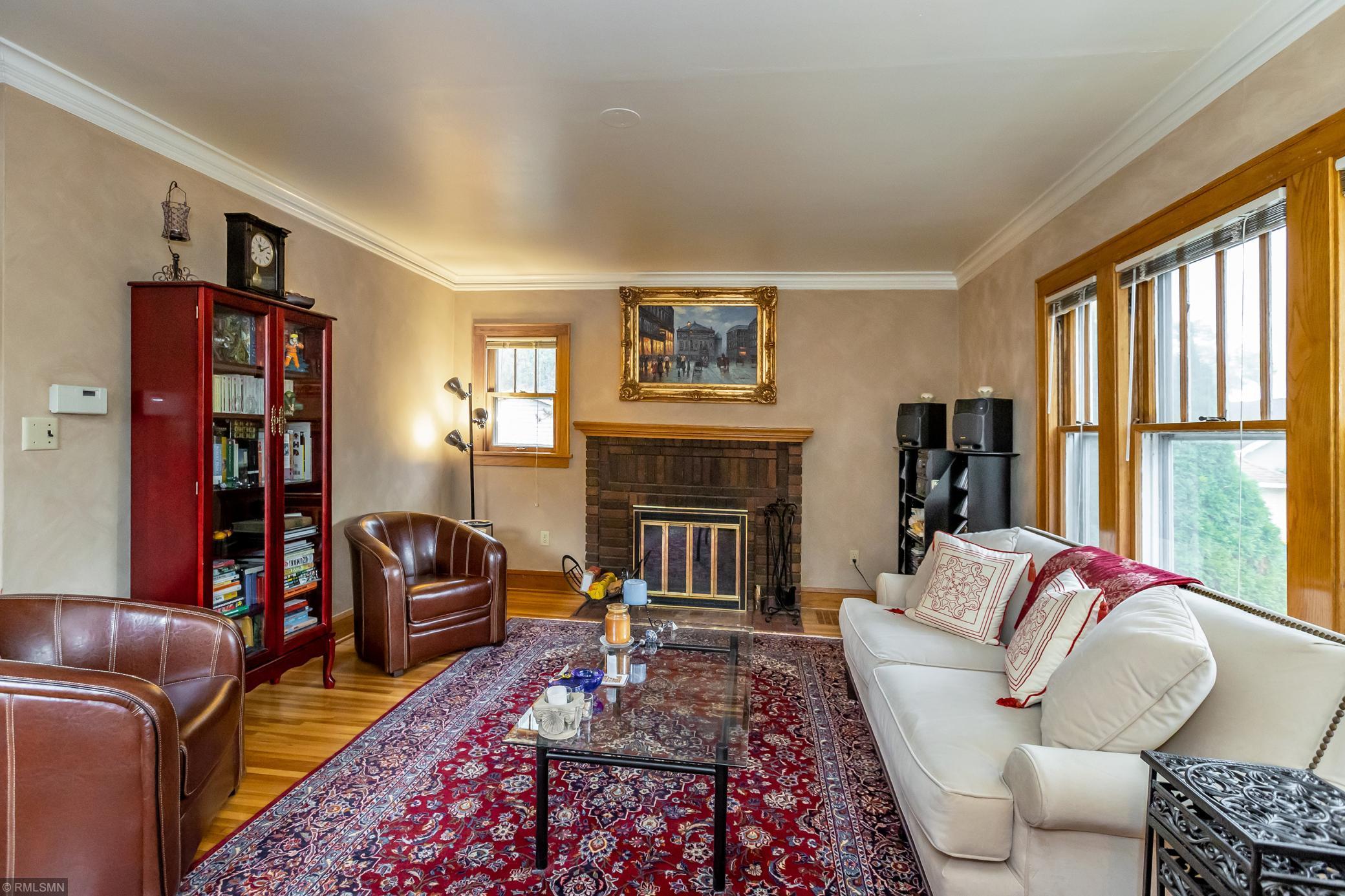 713 6th Street Southwest Rochester, MN 55902 - Photo 3 of 34 Gallery Image 3
