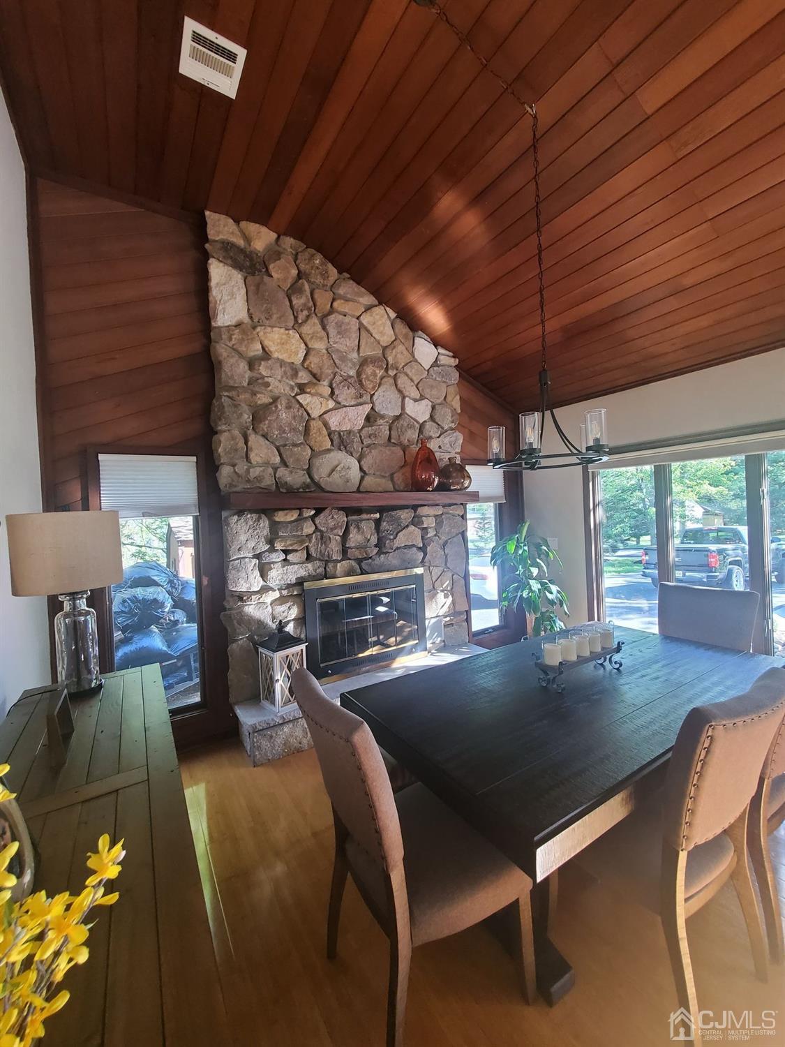 8 Ridge Road Morganville, NJ 07751 - Photo 8 of 34 Gallery Image 8