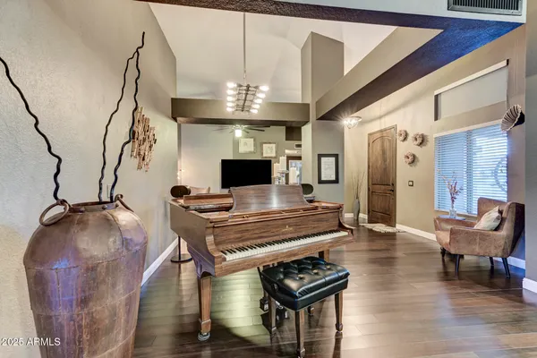 $735,000 | 938 East Knight Lane, Tempe, AZ 85284