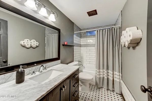 $735,000 | 938 East Knight Lane, Tempe, AZ 85284