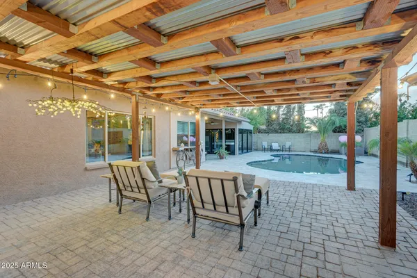 $735,000 | 938 East Knight Lane, Tempe, AZ 85284