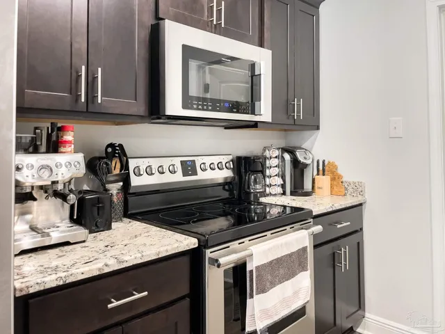 $2,200 | 12381 Another Way, Pensacola, FL 32506