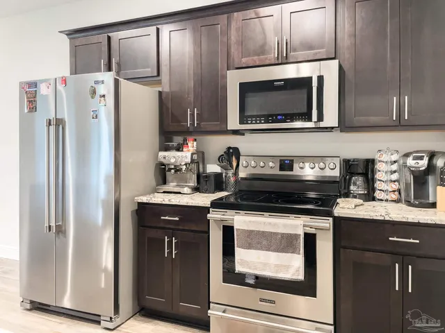 $2,200 | 12381 Another Way, Pensacola, FL 32506