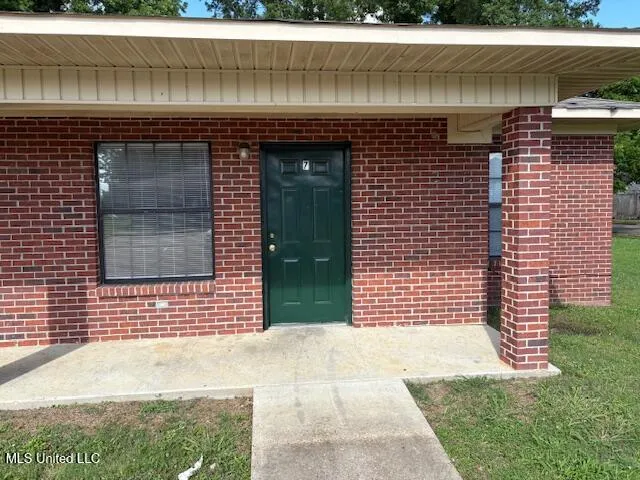 $660,000 | 412 East Hays Street, Hollandale, MS 38748