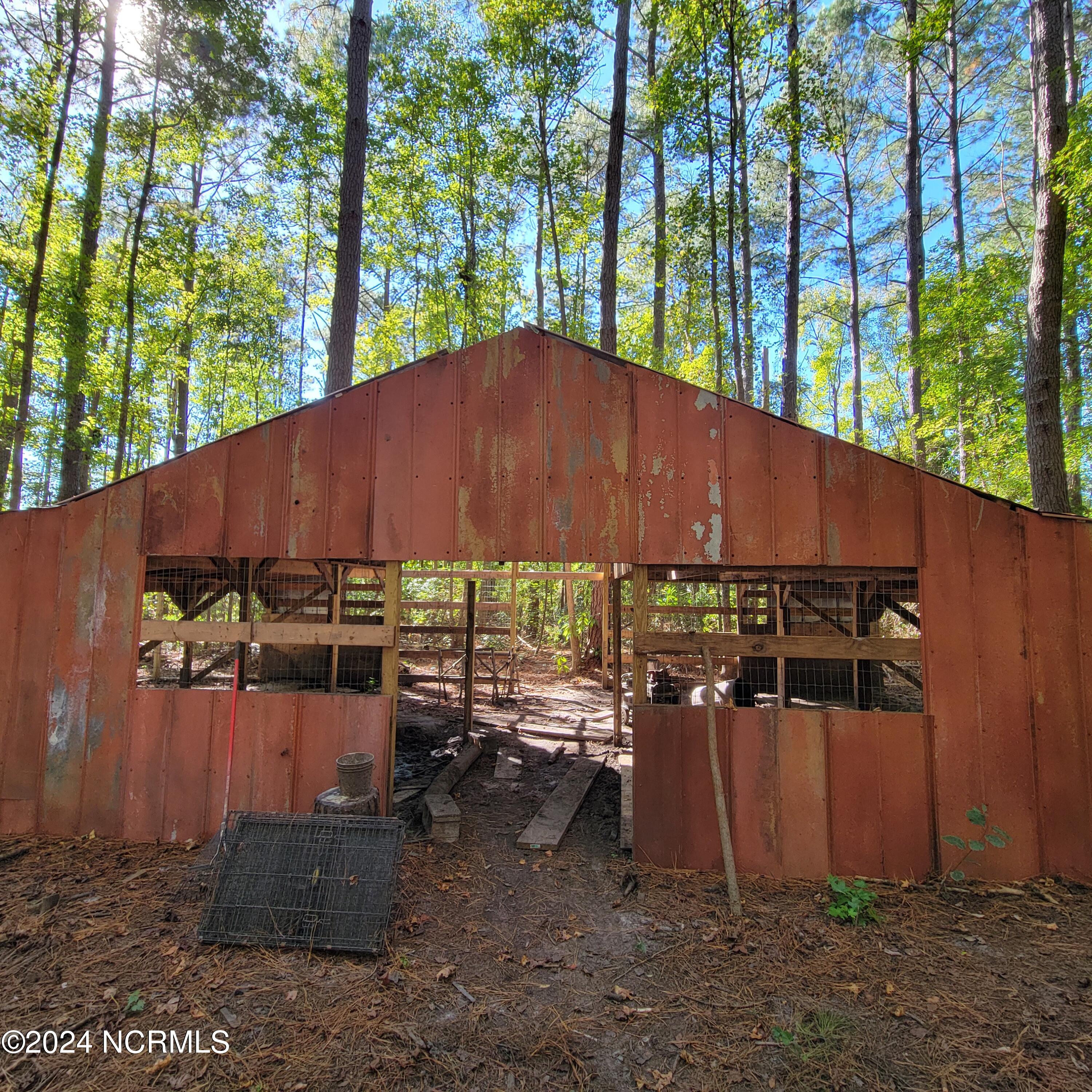 2294 Dawson Cabin Road Jacksonville, NC 28540 - Photo 12 of 51 20241010_150041