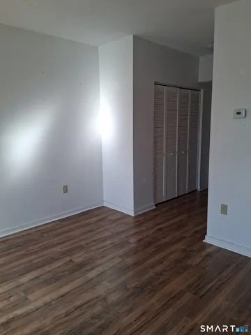 $159,900 | 75 Washington Avenue, Unit 2402, Hamden, CT 06518