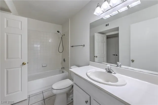 $250,000 | 698 South Racetrack Road, Unit 1114, Henderson, NV 89015