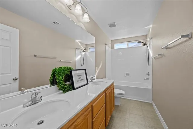 $625,000 | 121 Pettswood Drive, Henderson, NV 89002