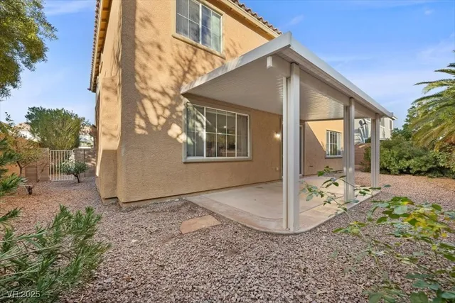 $625,000 | 121 Pettswood Drive, Henderson, NV 89002