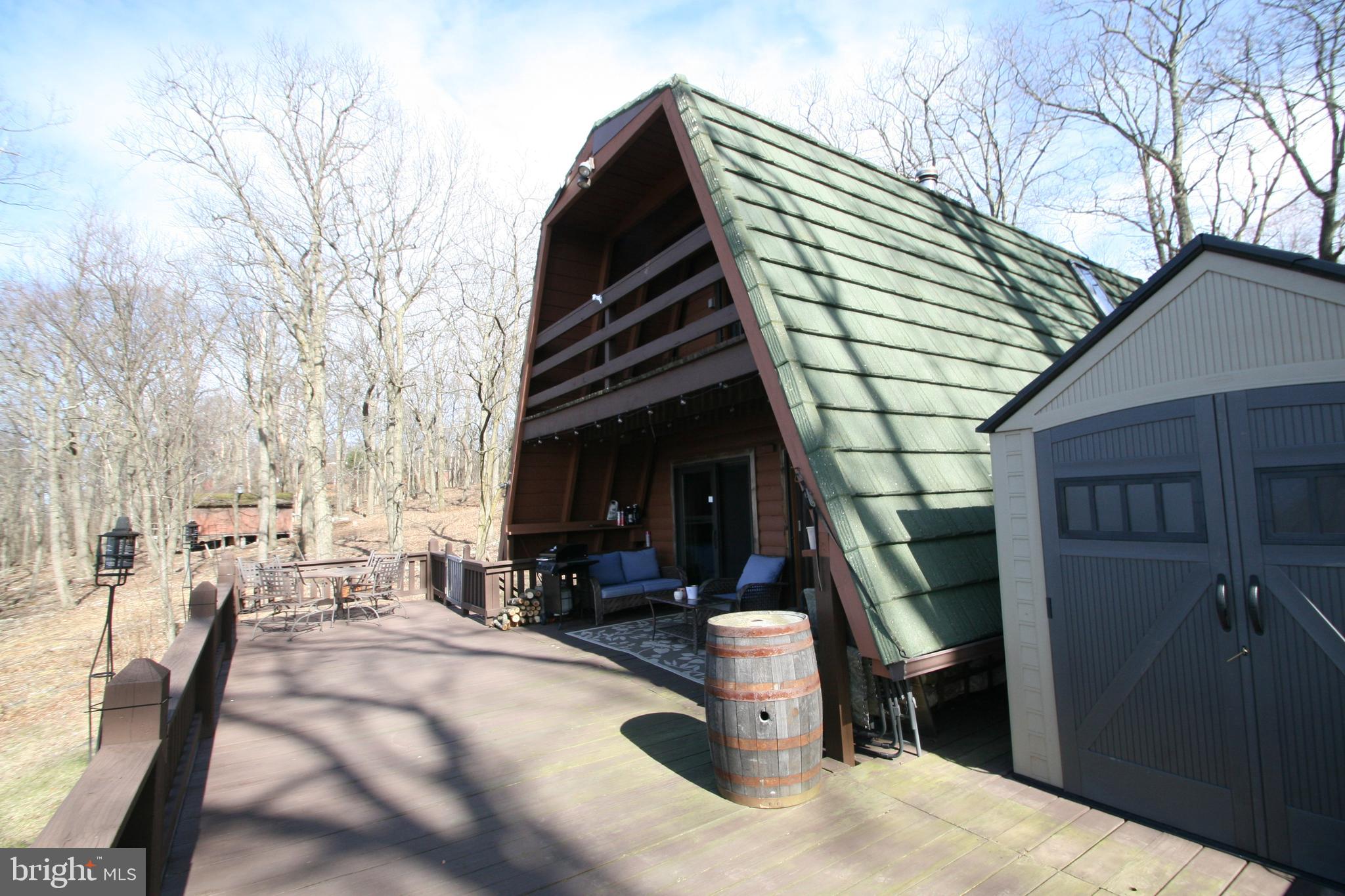6448 Red Maple Circle Huntingdon, PA 16652 - Photo 19 of 39 Back Deck