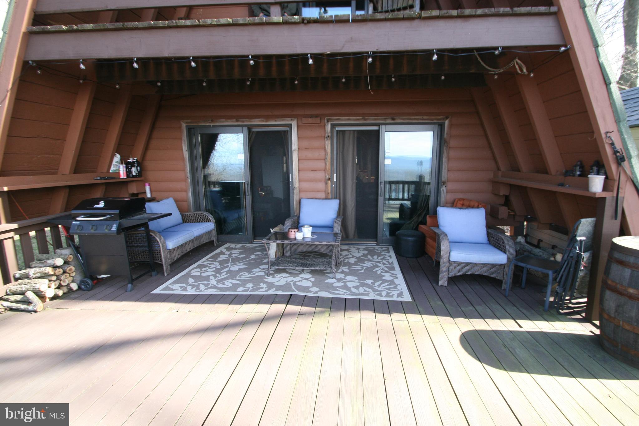 6448 Red Maple Circle Huntingdon, PA 16652 - Photo 20 of 39 Seating Area