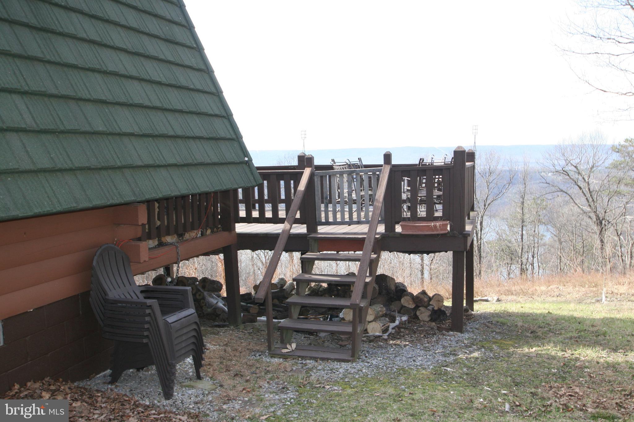 6448 Red Maple Circle Huntingdon, PA 16652 - Photo 25 of 39 Side View