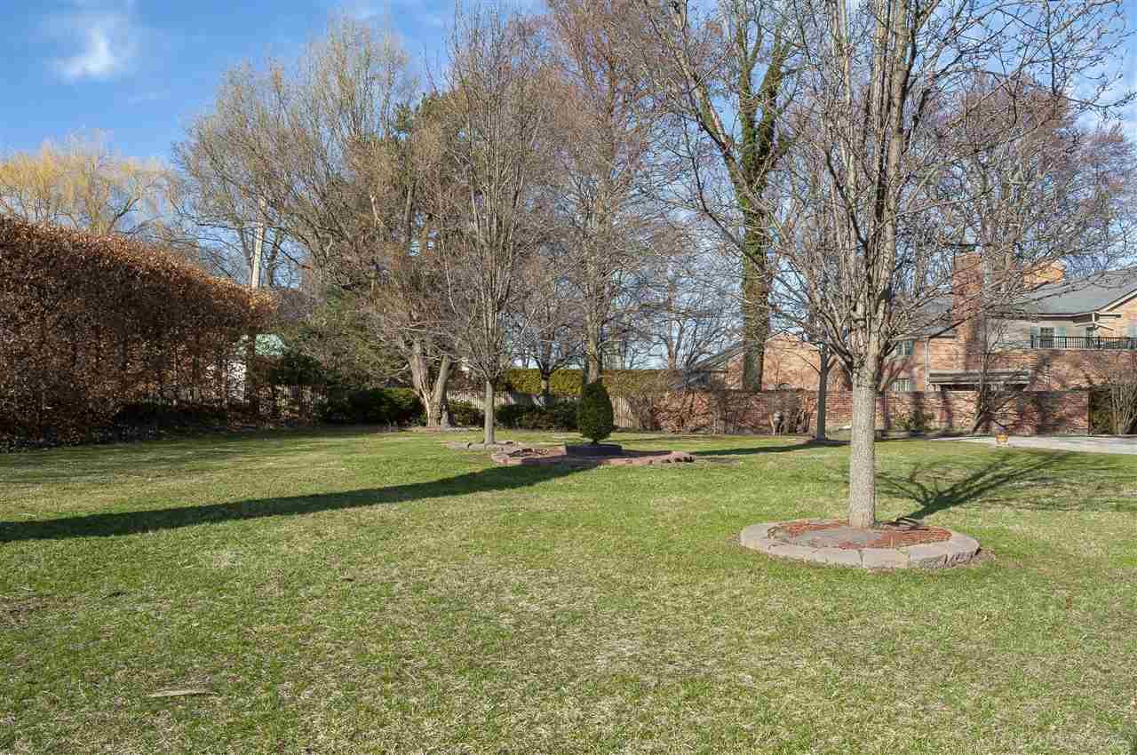 407 Lake Shore Road Grosse Pointe Farms, MI 48236 - Photo 6 of 6