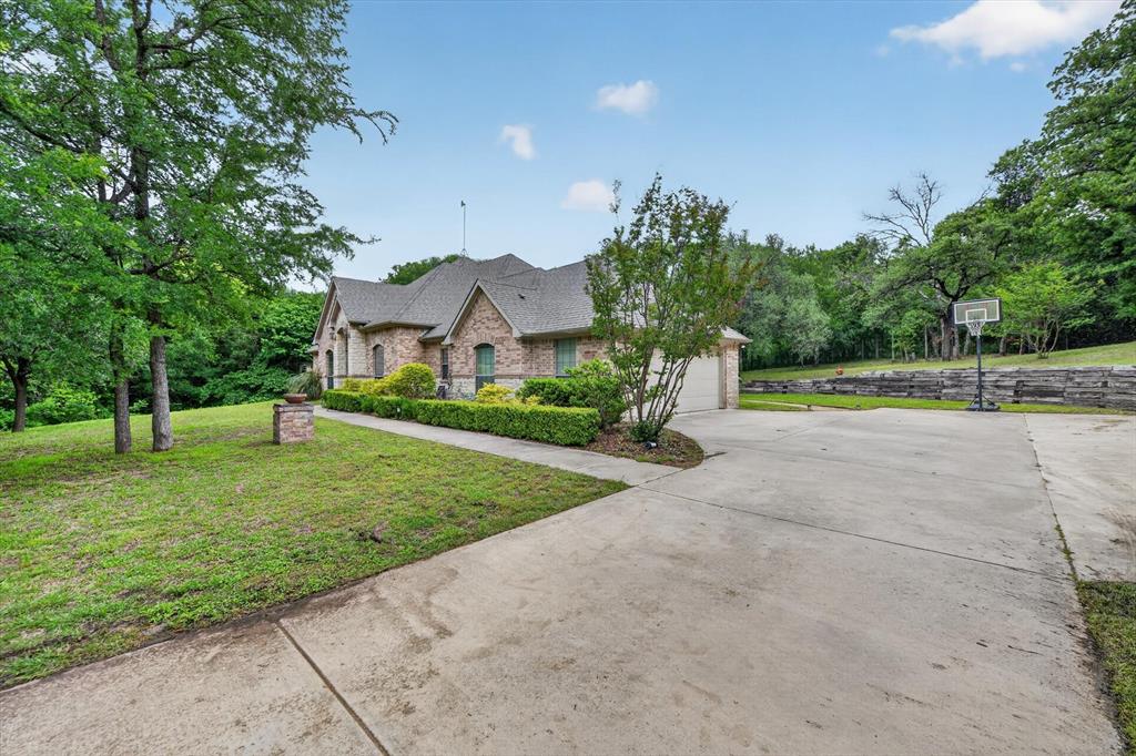 141 North Natural Spring Lane Azle, TX 76020 - Photo 3 of 39