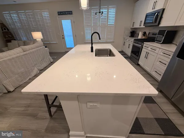 $490,000 | 38041 Cross Gate Road, Millville, DE 19967