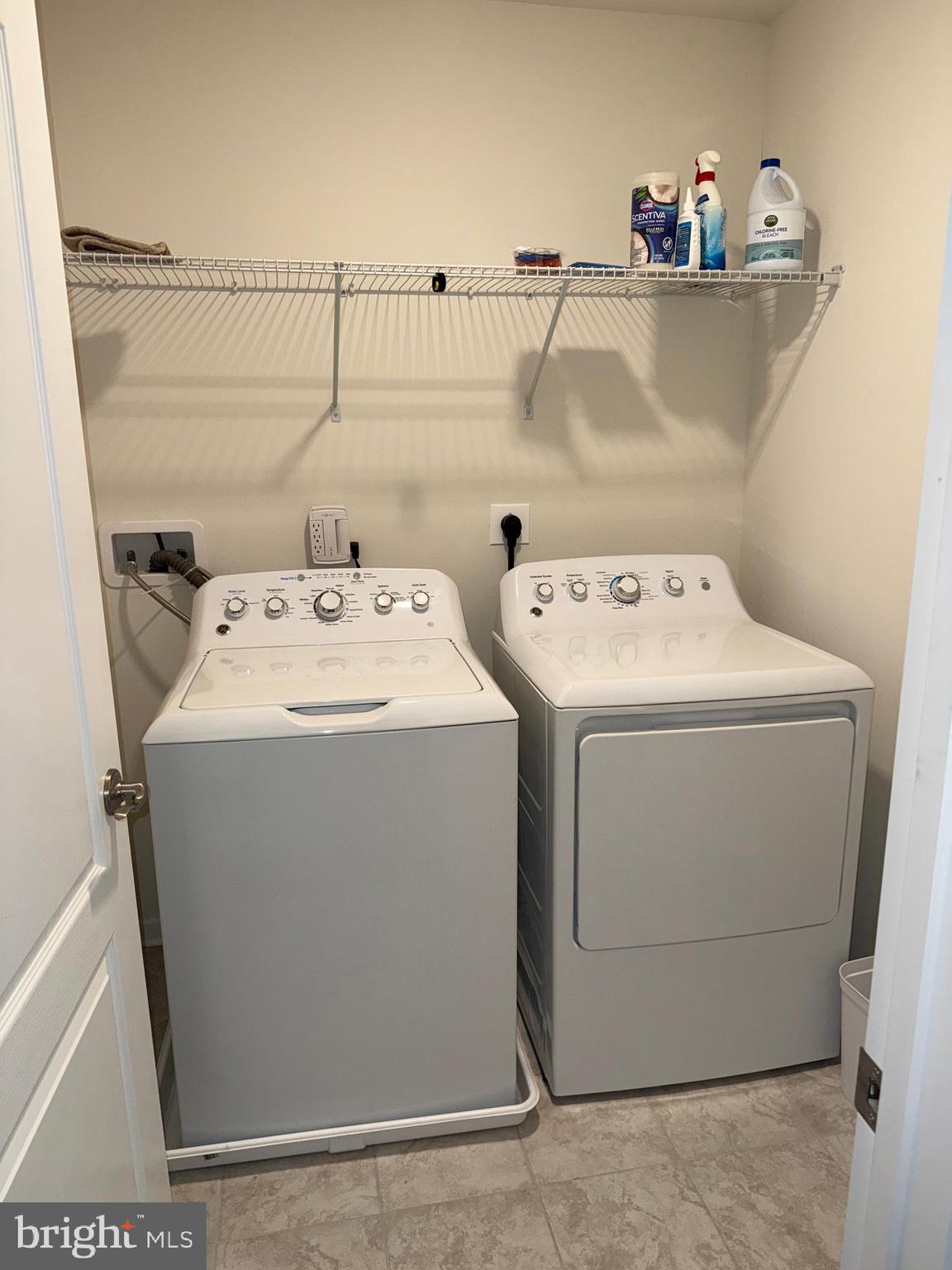 38041 Cross Gate Road Millville, DE 19967 - Photo 57 of 58 Laundry room with full sized wash and dryer!