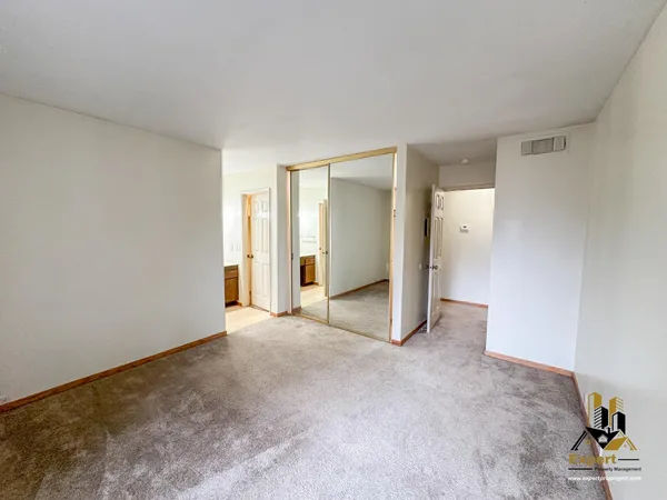 $1,595 | 2200 Woodside Lane, Unit 5, Sacramento, CA 95825