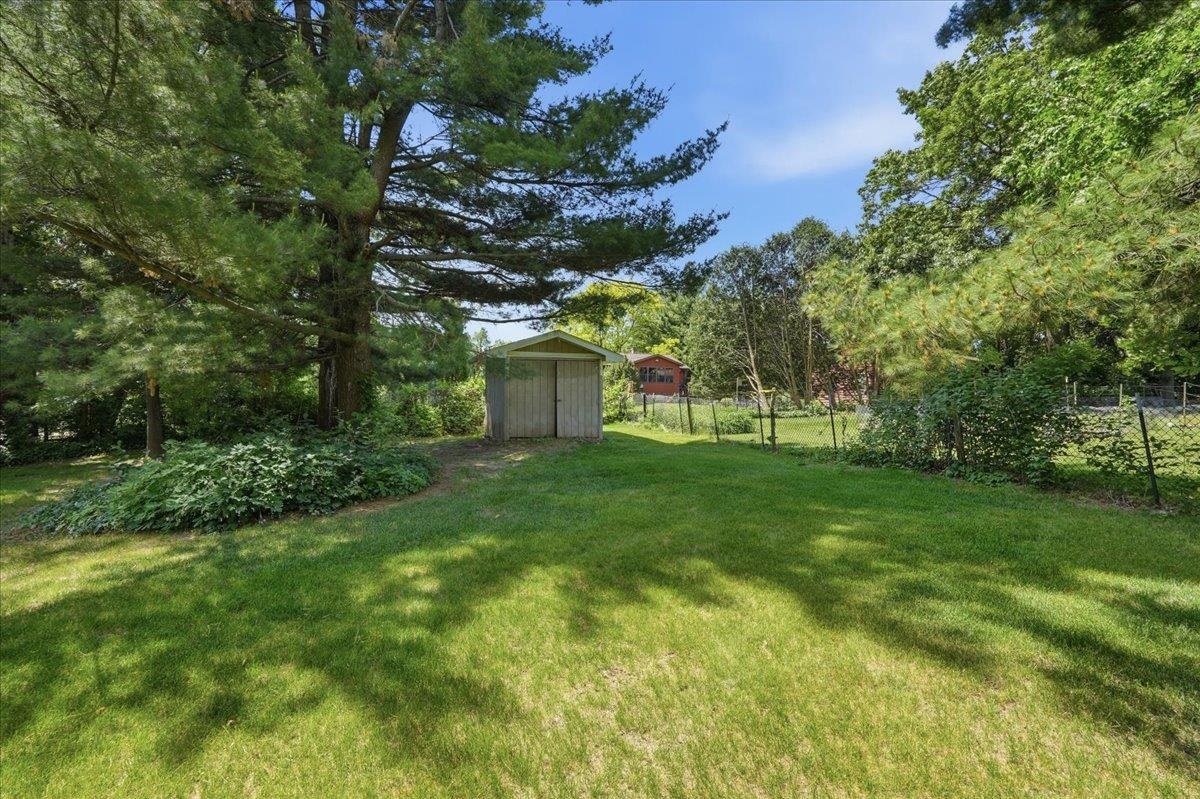 4938 Hickory Trail Middleton, WI 53562 - Photo 38 of 42