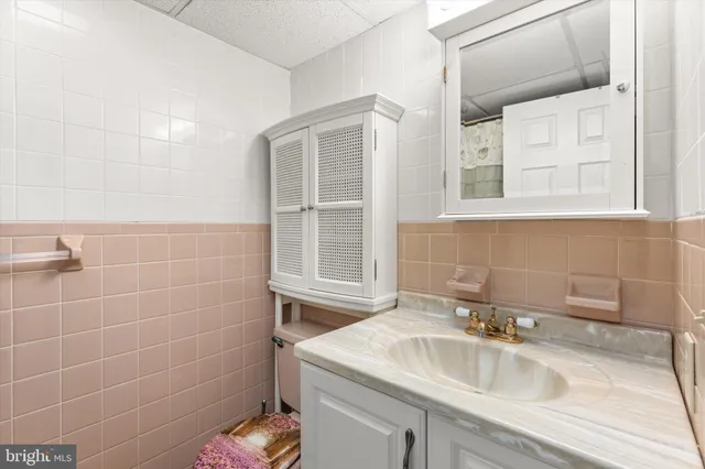 $459,000 | 5907 Atlantic Avenue, Unit 205, Ocean City, MD 21842