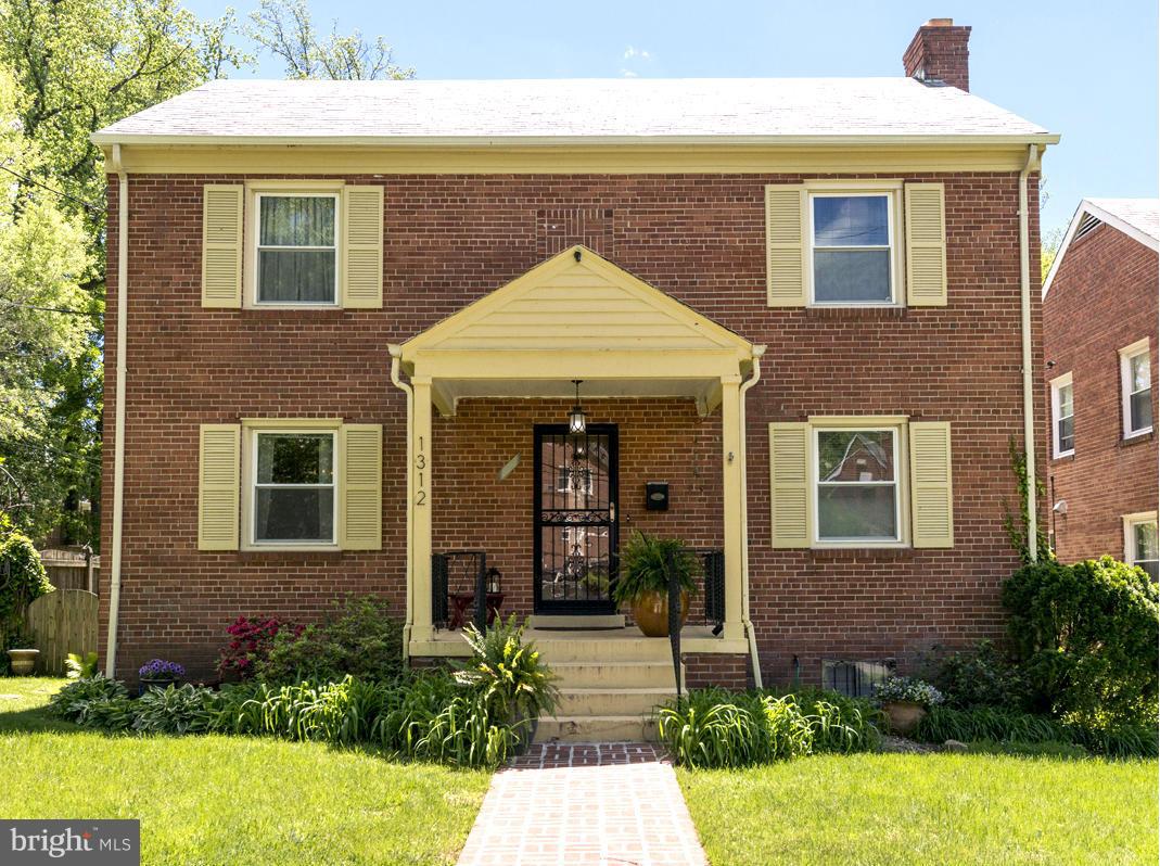1312 Leegate Road Northwest Washington, DC 20012 - Photo 1 of 30 a front view of a house