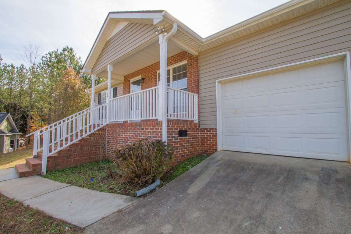 108 Raeburn Way Anderson, SC 29621 - Photo 4 of 29