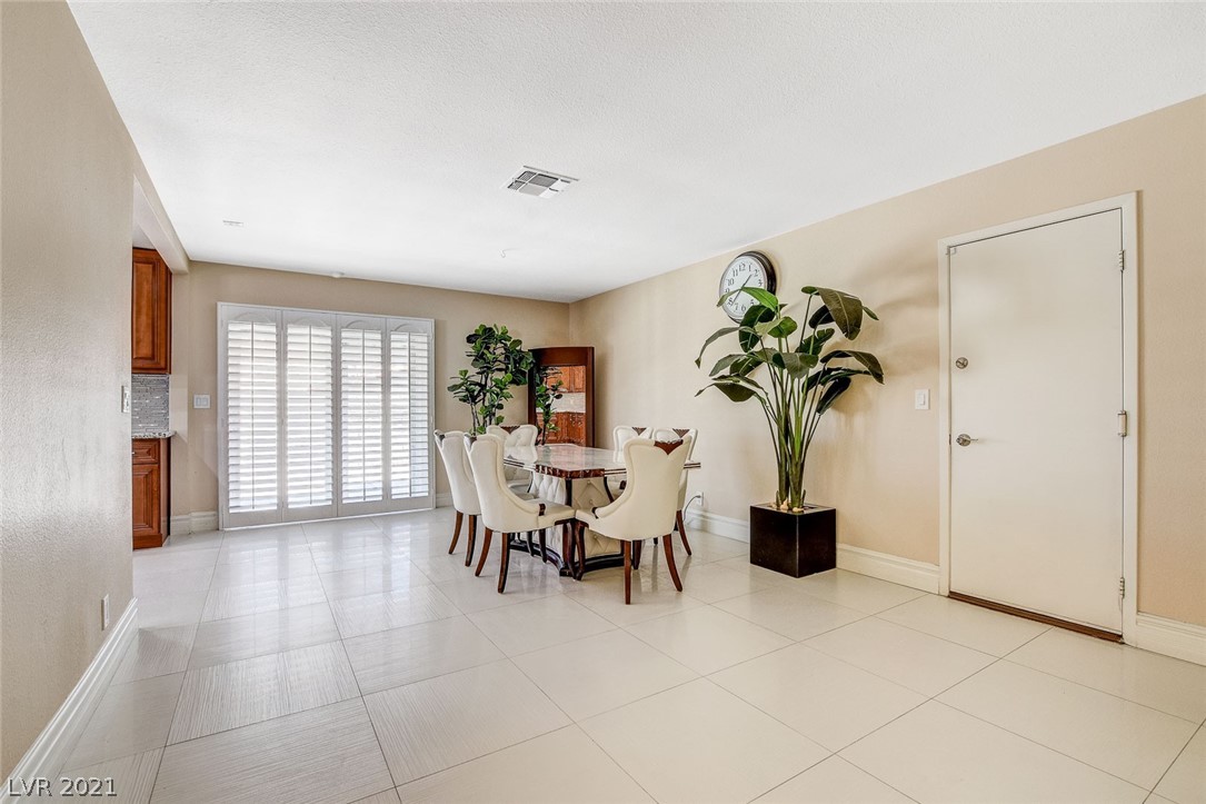 6632 Turina Road Las Vegas, NV 89146 - Photo 16 of 46 Gallery Image 16