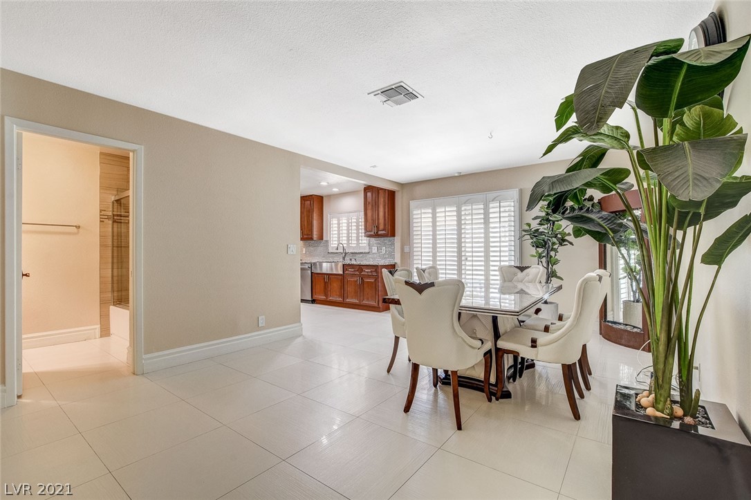 6632 Turina Road Las Vegas, NV 89146 - Photo 17 of 46 Gallery Image 17