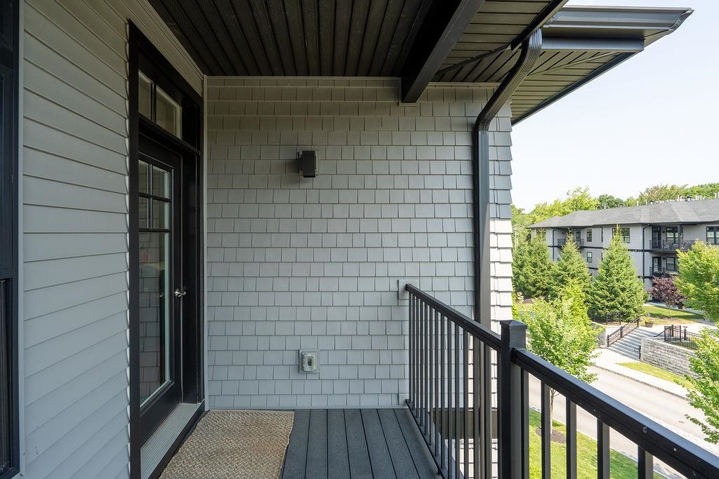 2075 Lafayette Road, Unit 32 Portsmouth, NH 03801 - Photo 19 of 34 Gallery Image 19