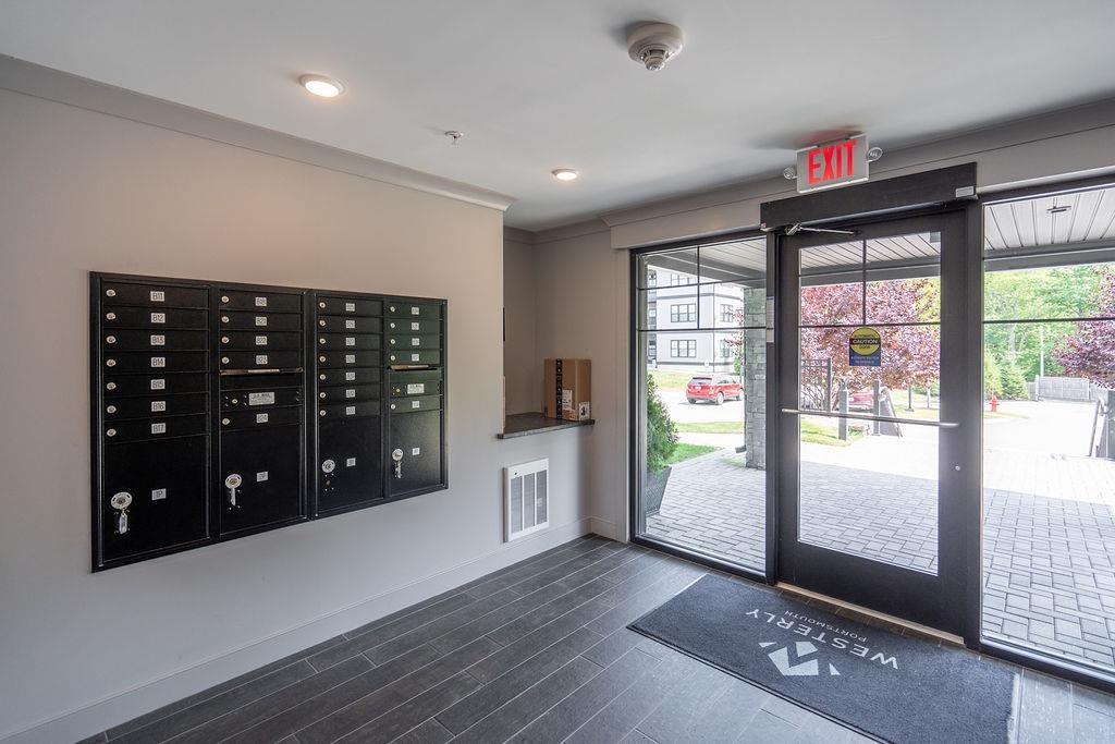 2075 Lafayette Road, Unit 32 Portsmouth, NH 03801 - Photo 21 of 34 Gallery Image 21
