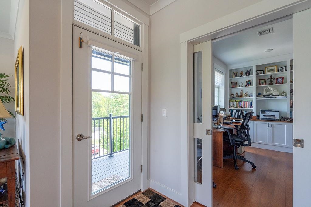 2075 Lafayette Road, Unit 32 Portsmouth, NH 03801 - Photo 4 of 34 Gallery Image 4