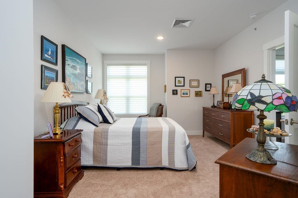 2075 Lafayette Road, Unit 32 Portsmouth, NH 03801 - Photo 8 of 34 Gallery Image 8