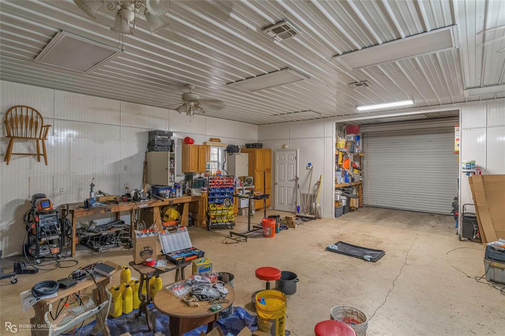 8260 Mira Myrtis Road Rodessa, LA 71069 - Photo 34 of 36 a view of a room with gym equipment