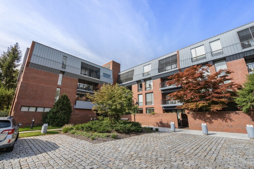75 Grove Street, Unit 228 Wellesley, MA 02482 - Photo 24 of 24 Gallery Image 24