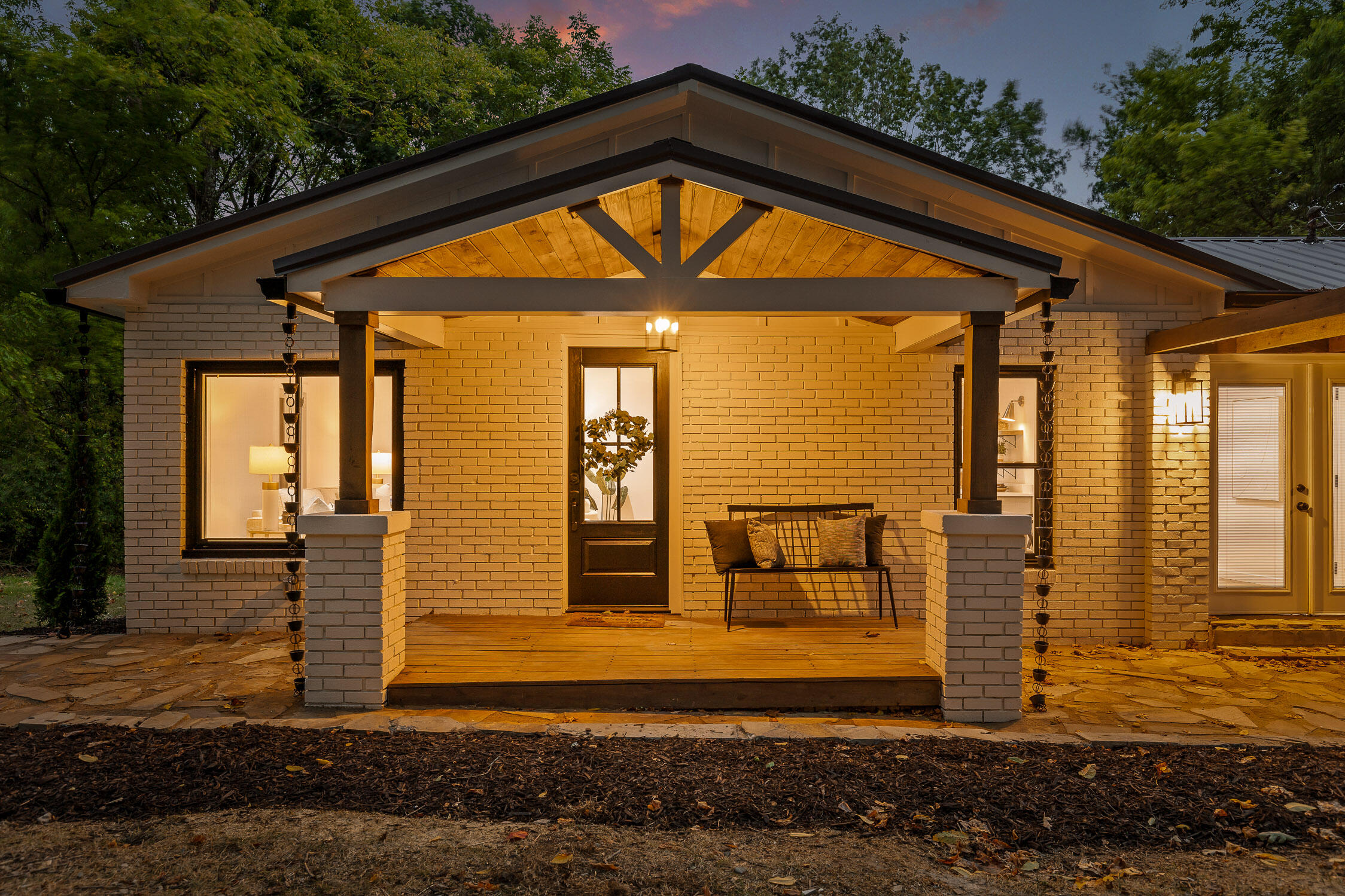 2422 Corral Road Signal Mountain, TN 37377 - Photo 4 of 57 Corral-49