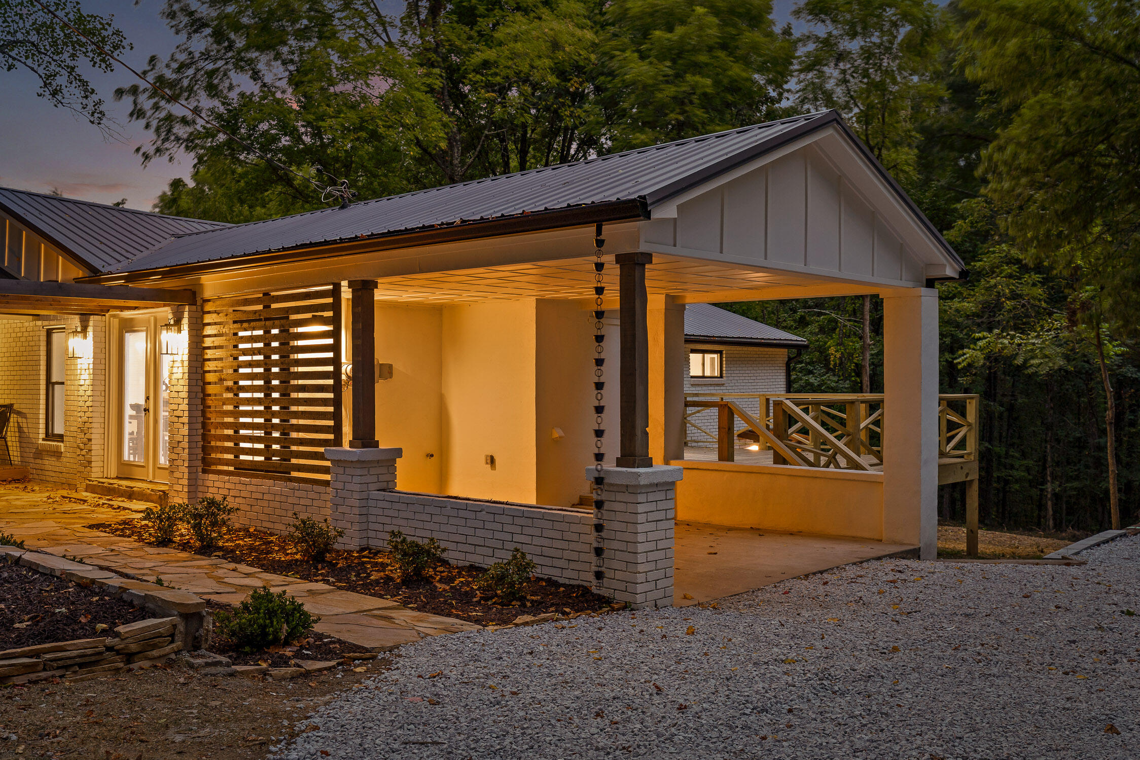 2422 Corral Road Signal Mountain, TN 37377 - Photo 8 of 57 Corral-54