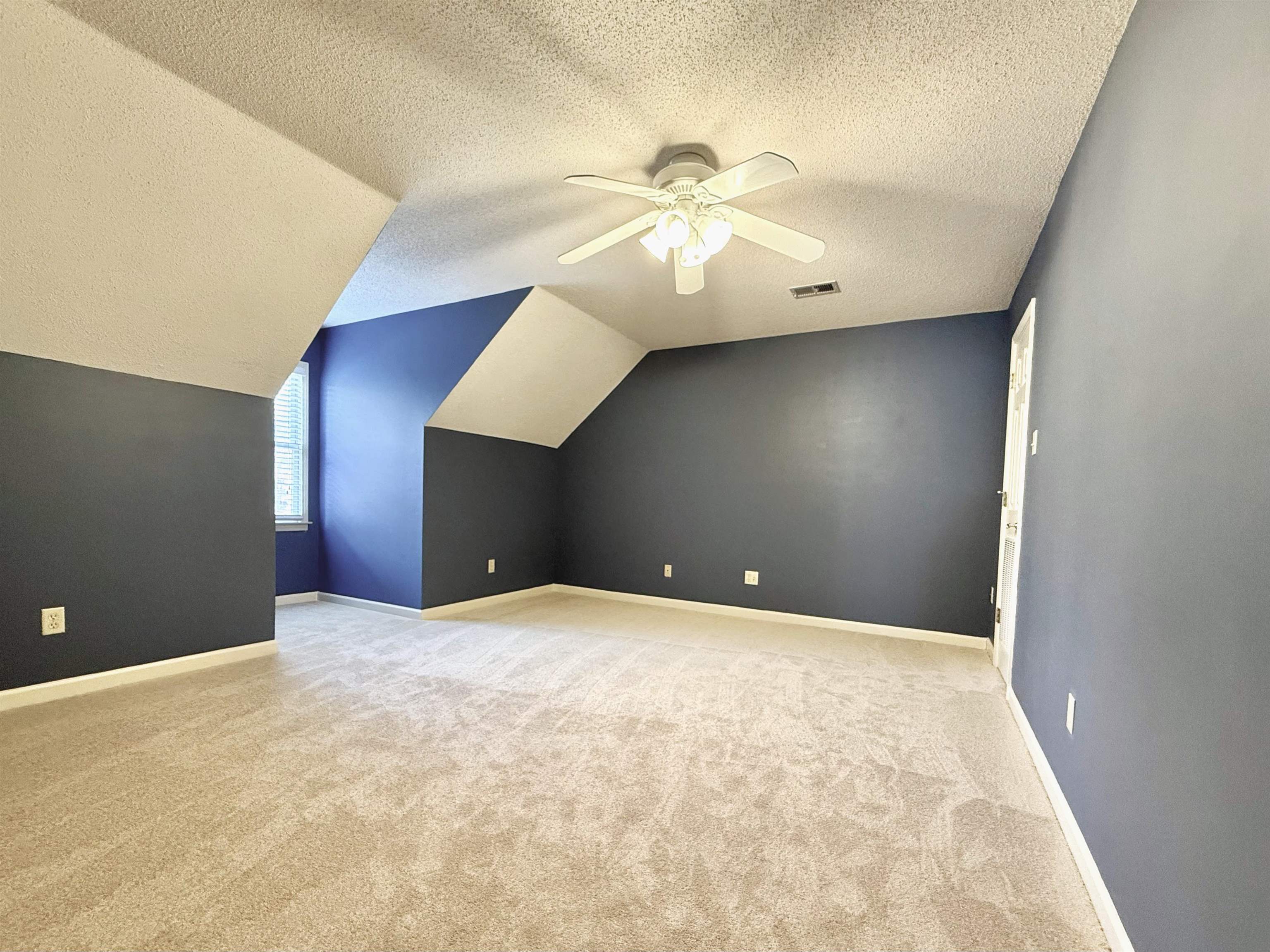756 Crestover Drive Collierville, TN 38017 - Photo 20 of 38 a view of an empty room