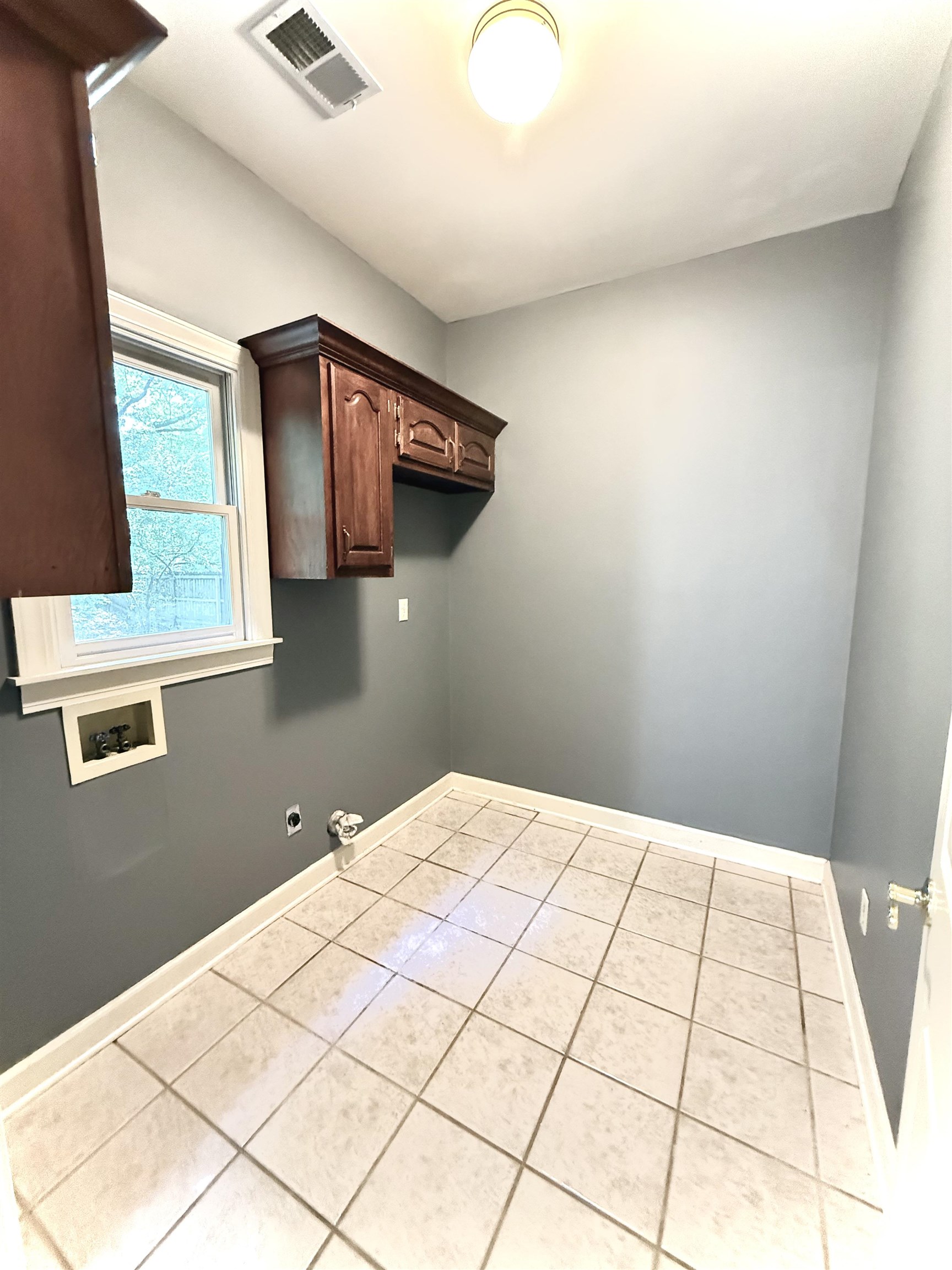 756 Crestover Drive Collierville, TN 38017 - Photo 34 of 38 a bedroom with a bed and a window