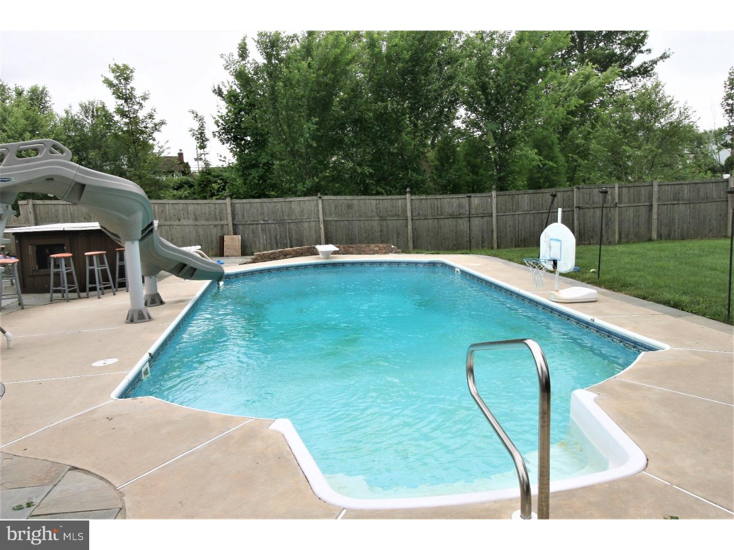 39 Peter Rafferty Drive Hamilton, NJ 08690 - Photo 18 of 20