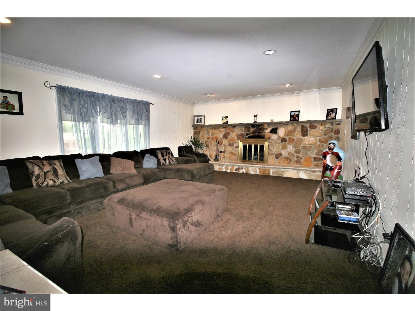 39 Peter Rafferty Drive Hamilton, NJ 08690 - Photo 6 of 20