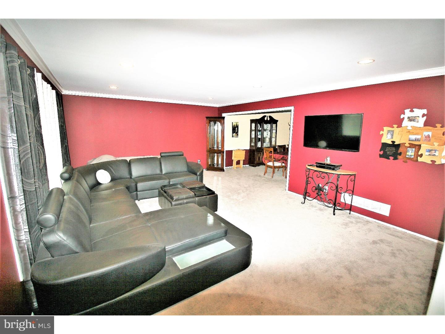 39 Peter Rafferty Drive Hamilton, NJ 08690 - Photo 8 of 20