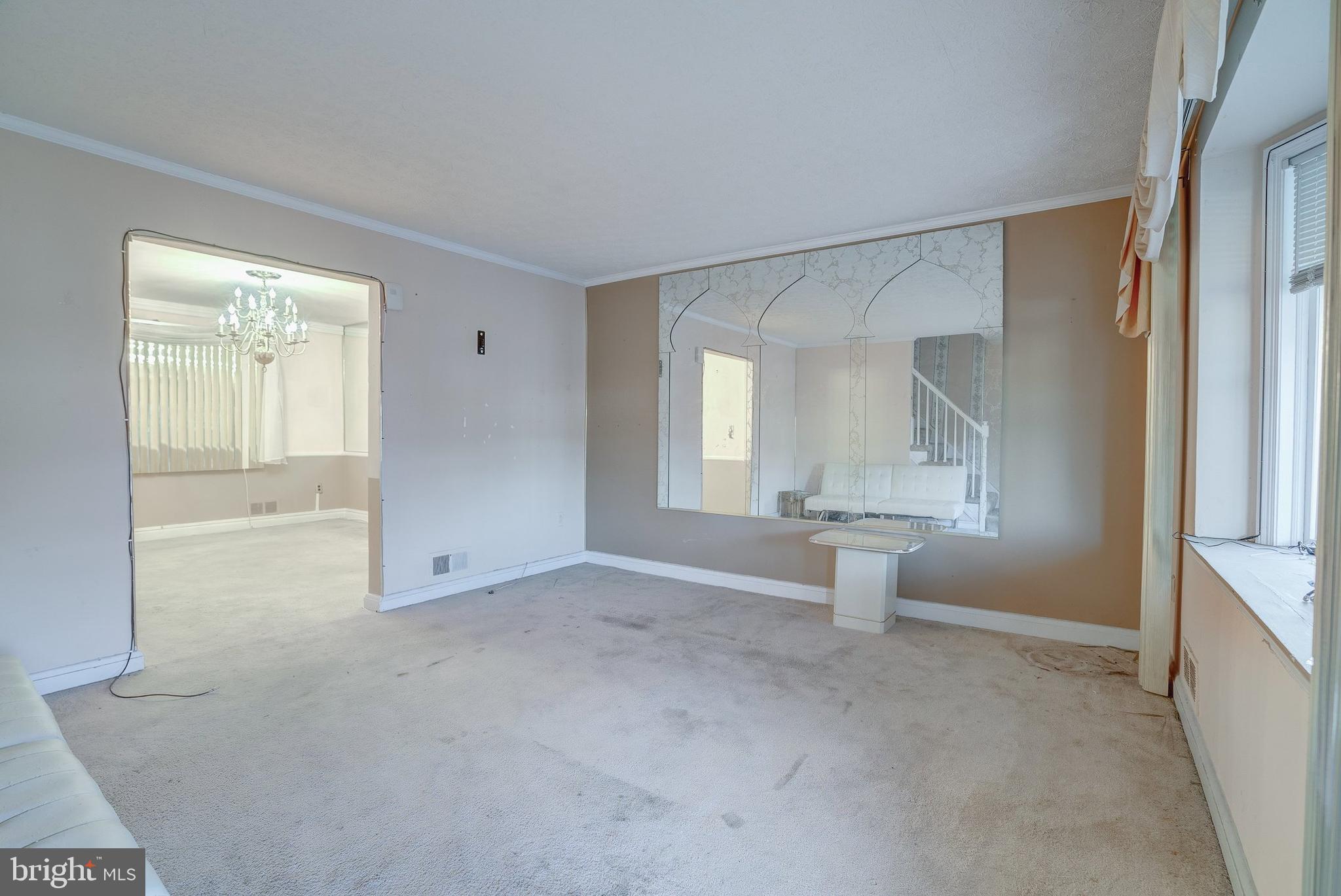 1205 Walker Avenue Baltimore, MD 21239 - Photo 4 of 39